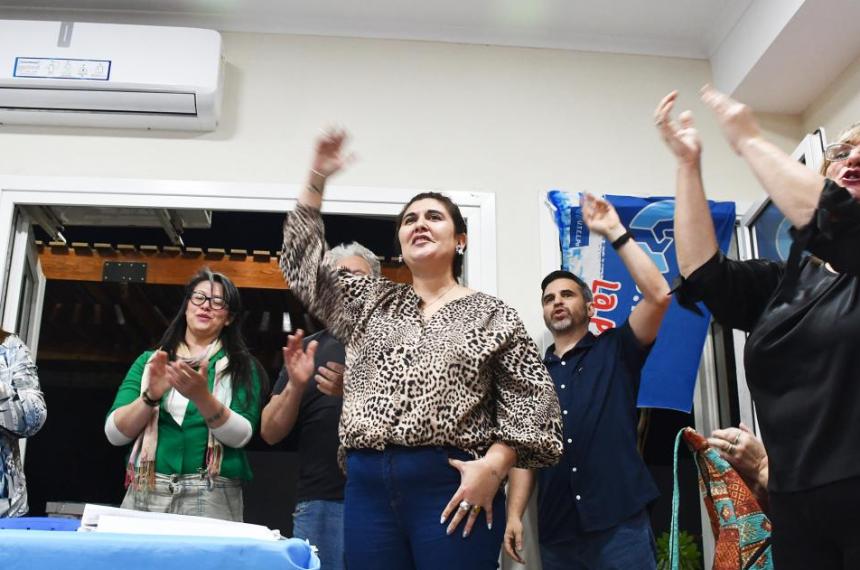 UTELPa se manifiesta en Casa de Gobierno por los descuentos del diacutea de paro 