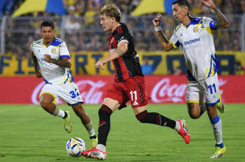 River se trajo un punto de Rosario y sigue líder de su zona