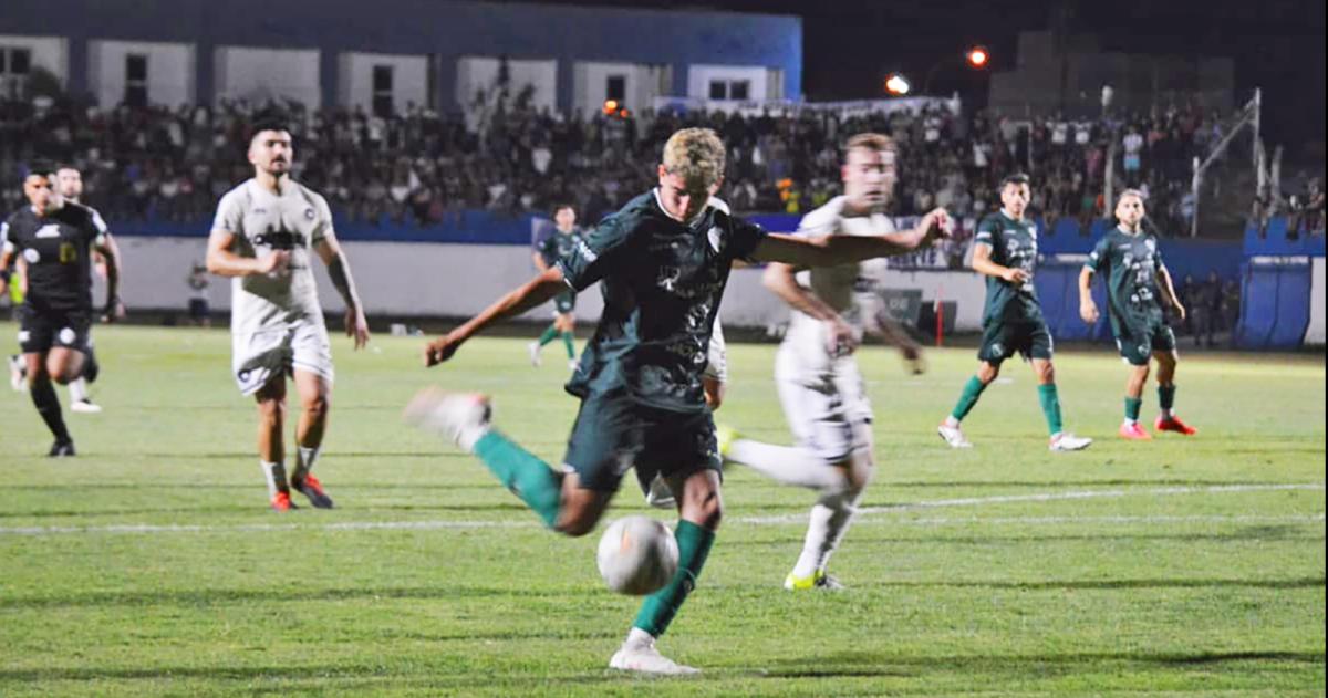 El empate dejó la eliminatoria abierta de cara a la revancha en General Pico