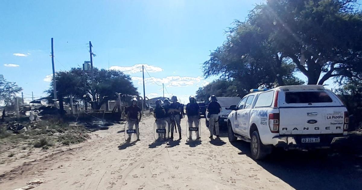 El desalojo del piquete realizado por la fuerza por el Grupo GEO