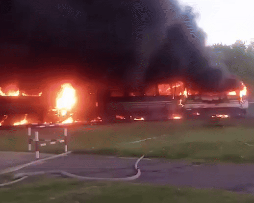 Paacutenico en el Tren de las Sierras- se incendioacute una formacioacuten con 130 pasajeros a bordo