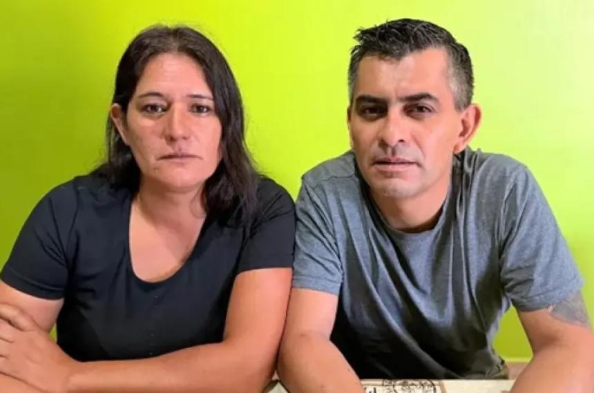 Marisol Rojas (familiar de los abuelos) y el abogado Gastón Gonz�lez expusieron el caso RADIO 5