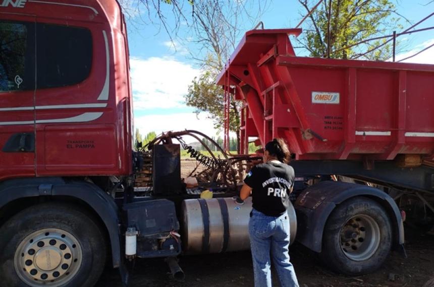 El camión fue encontrado en la zona de chacras de Villa Regina