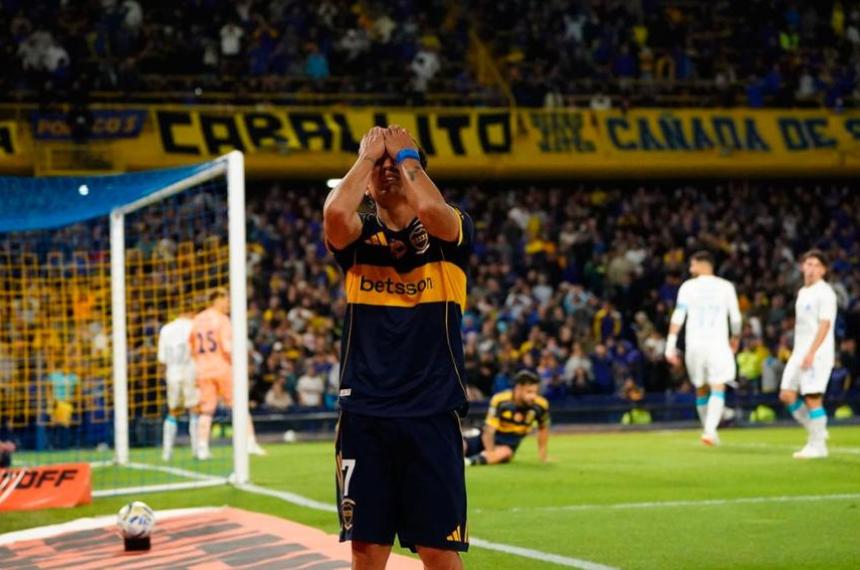 Preocupacioacuten en Boca- Zeballos sufrioacute una molestia y estaacute en duda para el partido ante Veacutelez