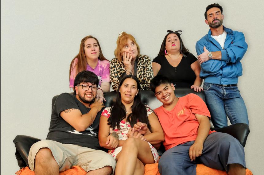 La obra es una comedia familiar que recupera lo mejor del grotesco