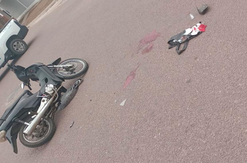 El motociclista sufrió lesiones óseas m�ltiples y un traumatismo de cr�neo severo