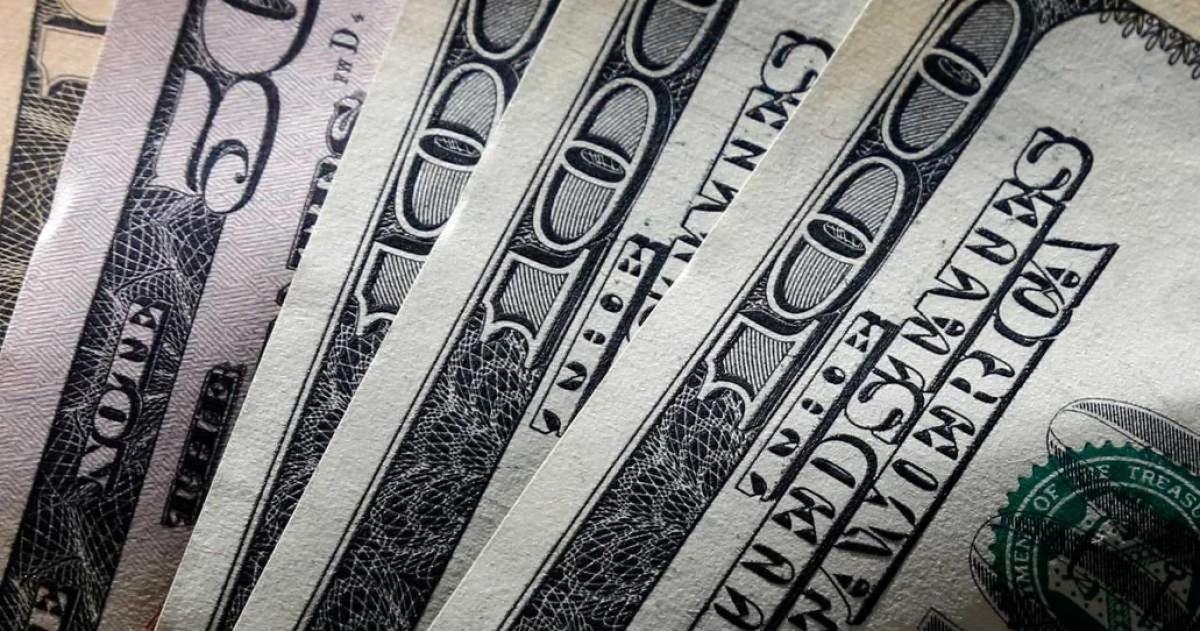El dólar sigue bajando