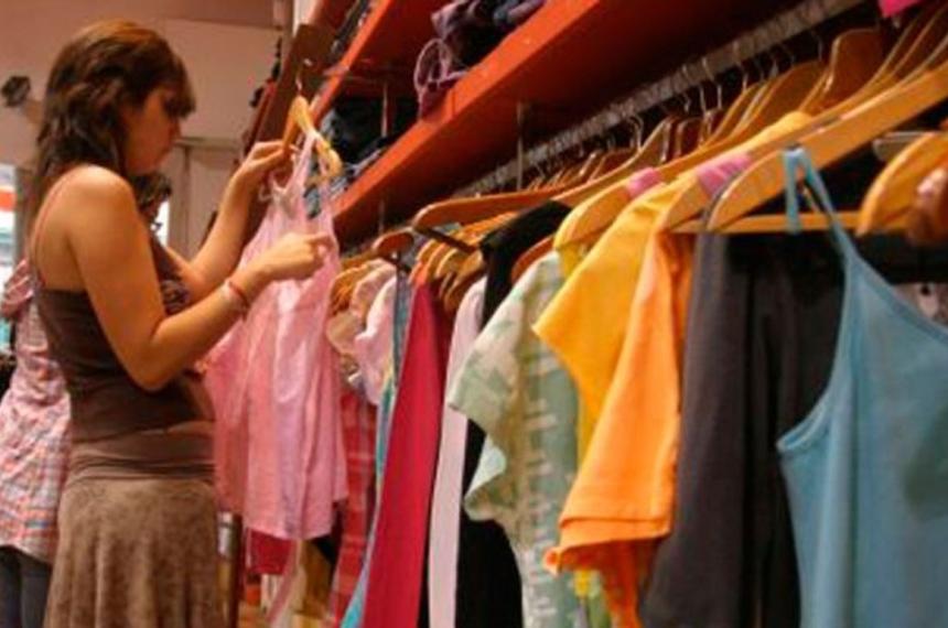 La ropa subió casi un 40-en-porciento- menos que el resto de los productos de la canasta b�sica