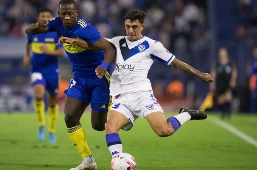 Juegan a partir de las 22-15 horas