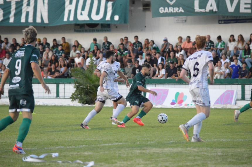 Ferro le ganoacute Racing de Olavarriacutea