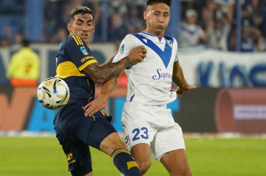 Juegan desde las 22-15 horas