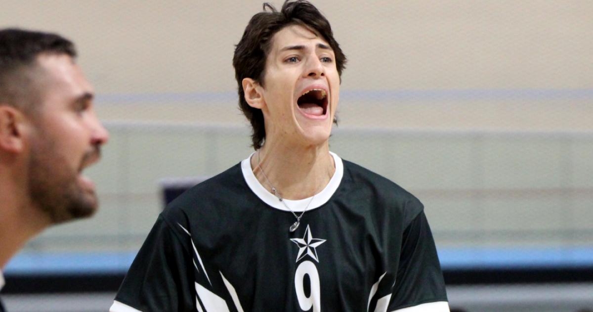 El Albo había debutado el jueves con una victoria