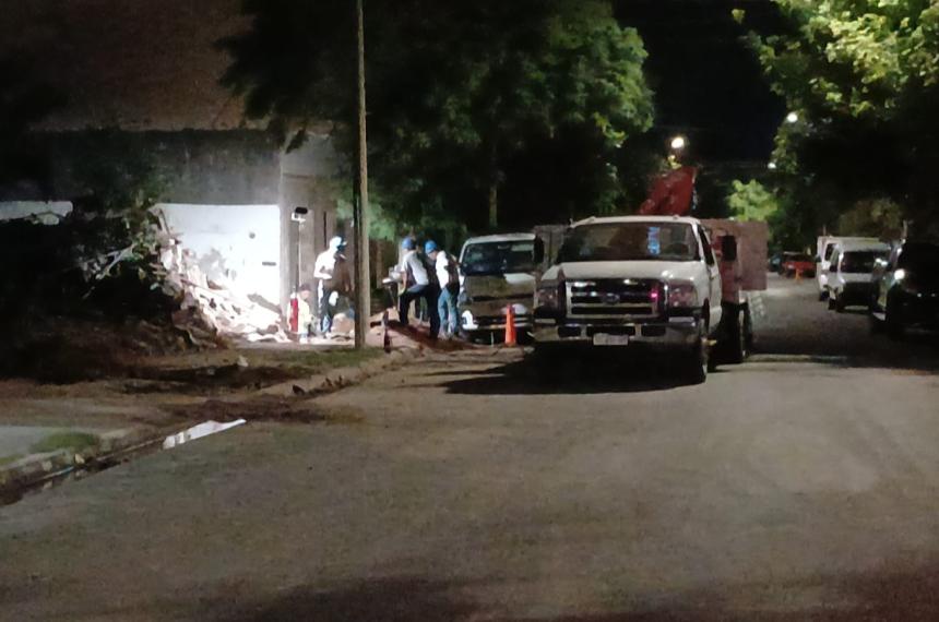 Personal de Camuzzi de Bomberos y de la Policía trabajó en el lugar