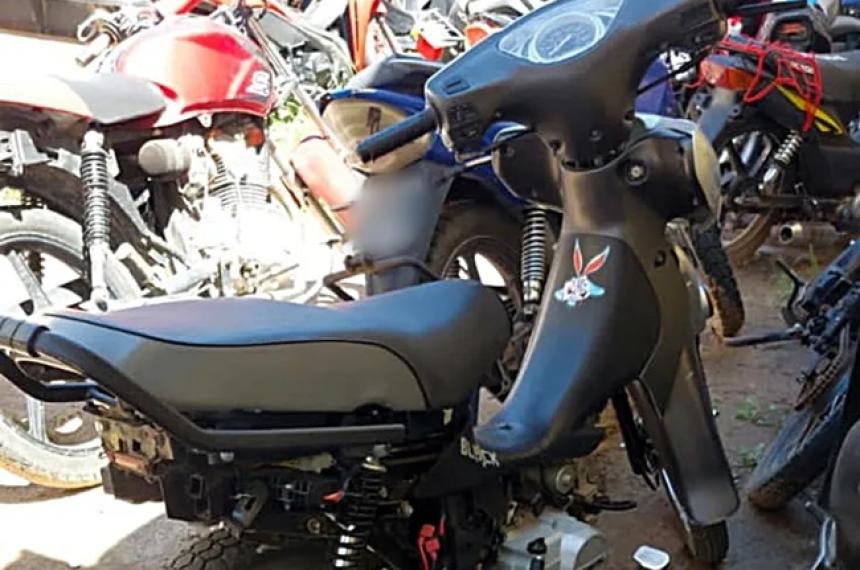 La moto circulaba sin patente y el conductor sin documentación