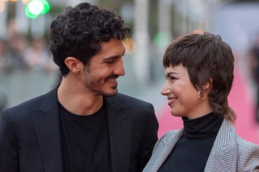 El Chino Darín y Úrsula Corberó eligieron Barcelona como ciudad para recibir a su primer hijo tras especulaciones sobre Buenos Aires o Madrid