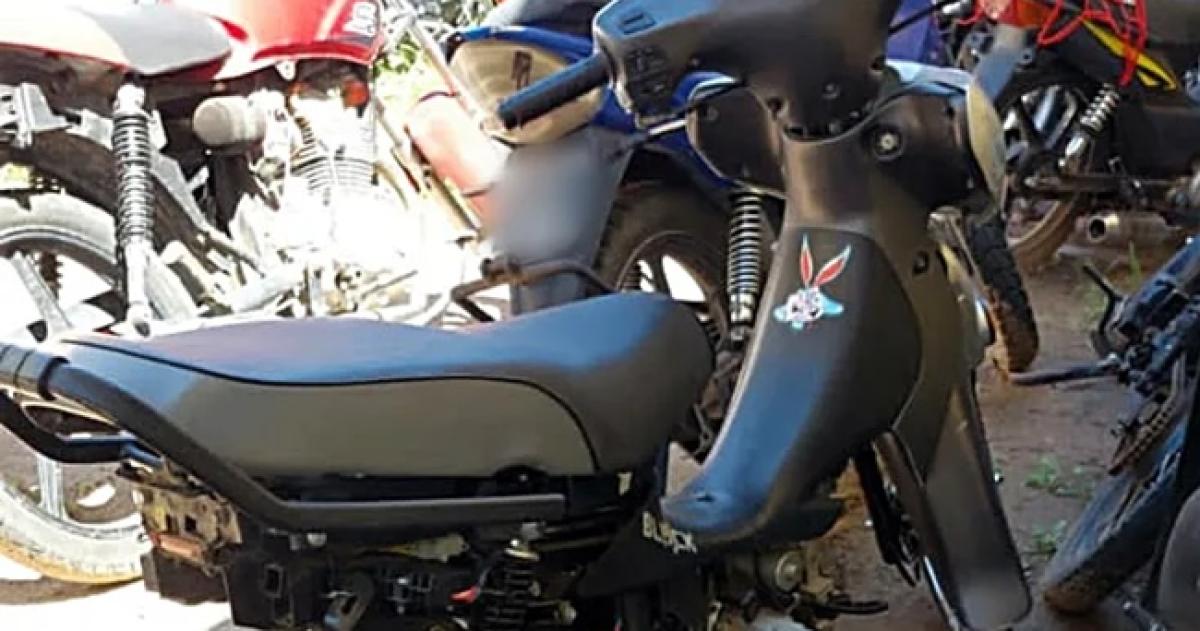 La moto circulaba sin patente y el conductor sin documentación