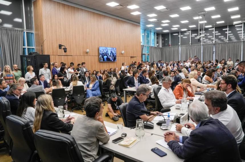 El oficialismo impulsa bajar la edad de punibilidad a los 14 años