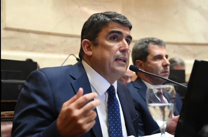 El senador Daniel Pablo Bensus�n