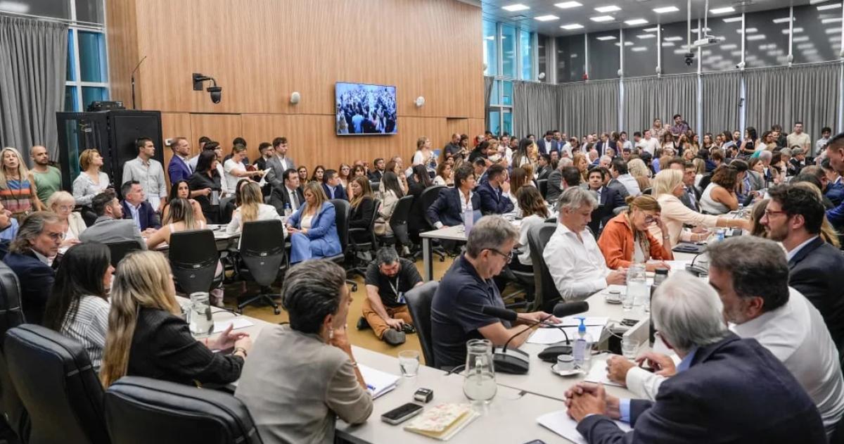 El oficialismo impulsa bajar la edad de punibilidad a los 14 años