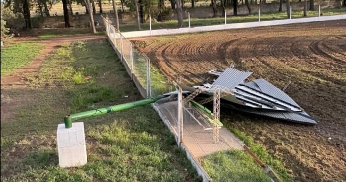 Los daños se produjeron en varios sectores de la cancha