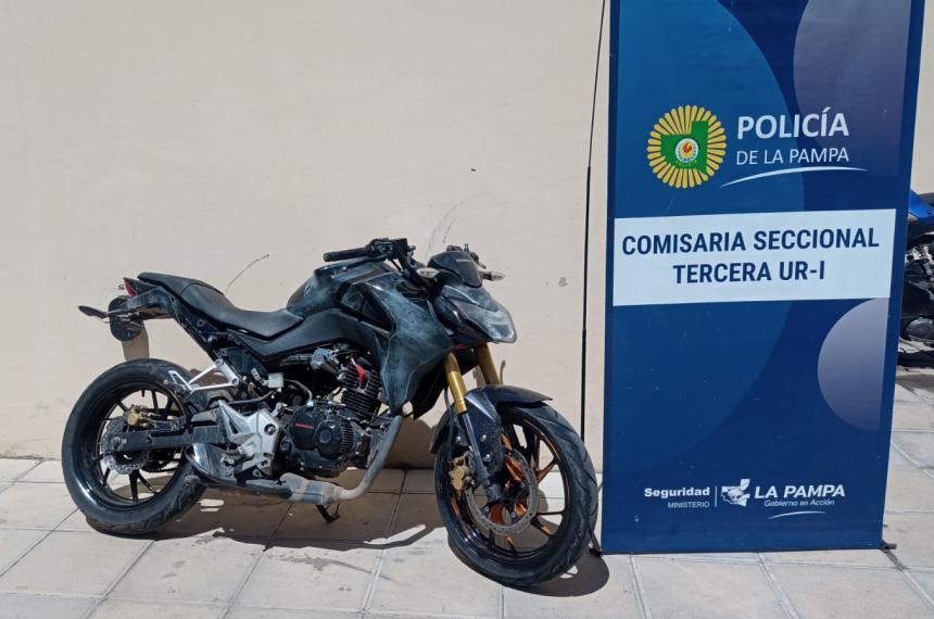 La moto recuperada por la policía