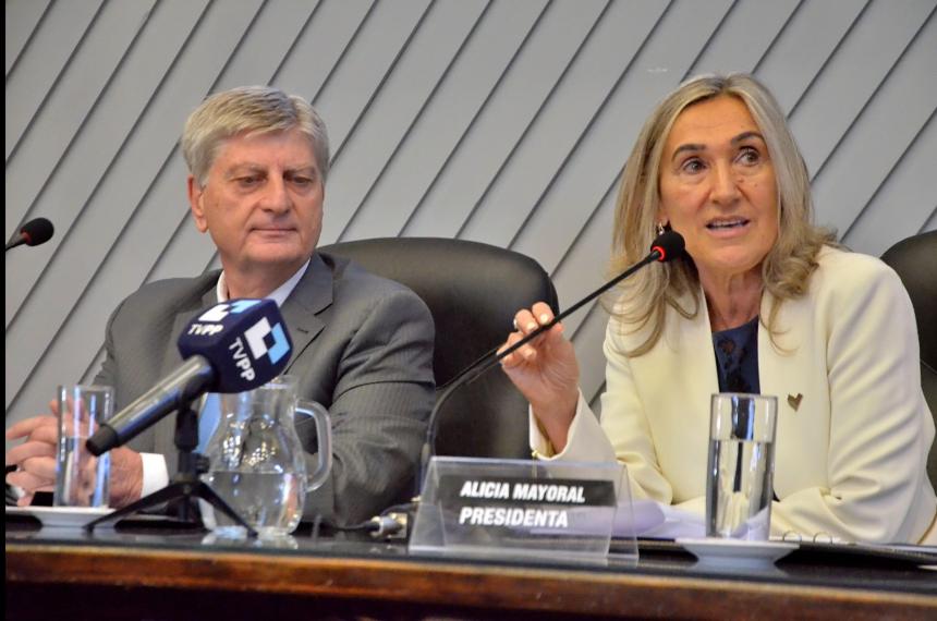 El gobernador Ziliotto y la vice Mayoral quién queda a cargo del Ejecutivo