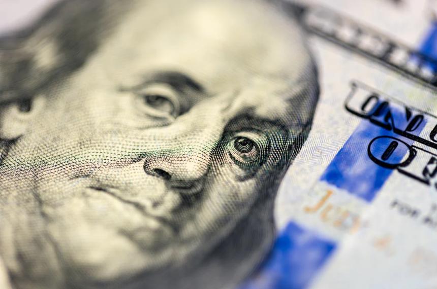 El dólar oficial sigue a la baja