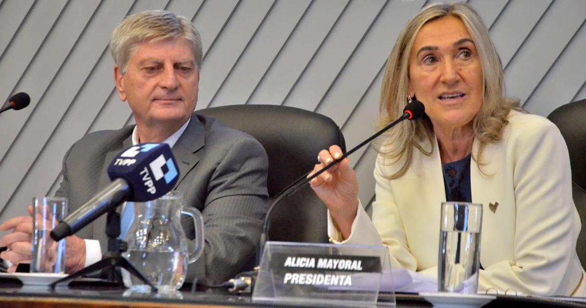 El gobernador Ziliotto y la vice Mayoral quién queda a cargo del Ejecutivo