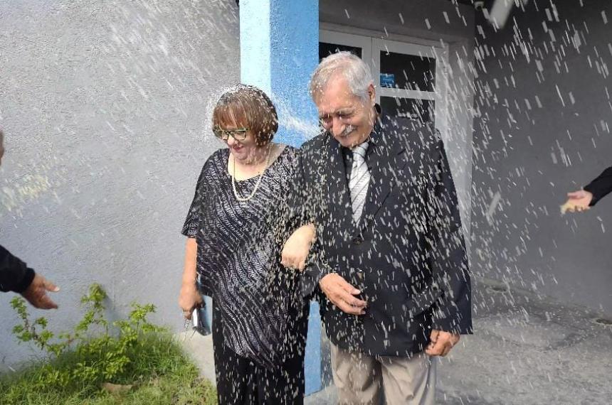 Casamientos del viernes 13 de febrero por la mantildeana en Santa Rosa