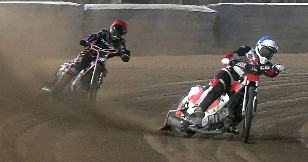 Albín por adentro y Zubillaga por afuera