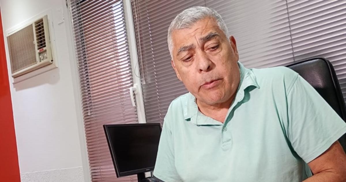 Wlater Loza secretario general del Sindicato de la Carne encabezó una conferencia de prensa