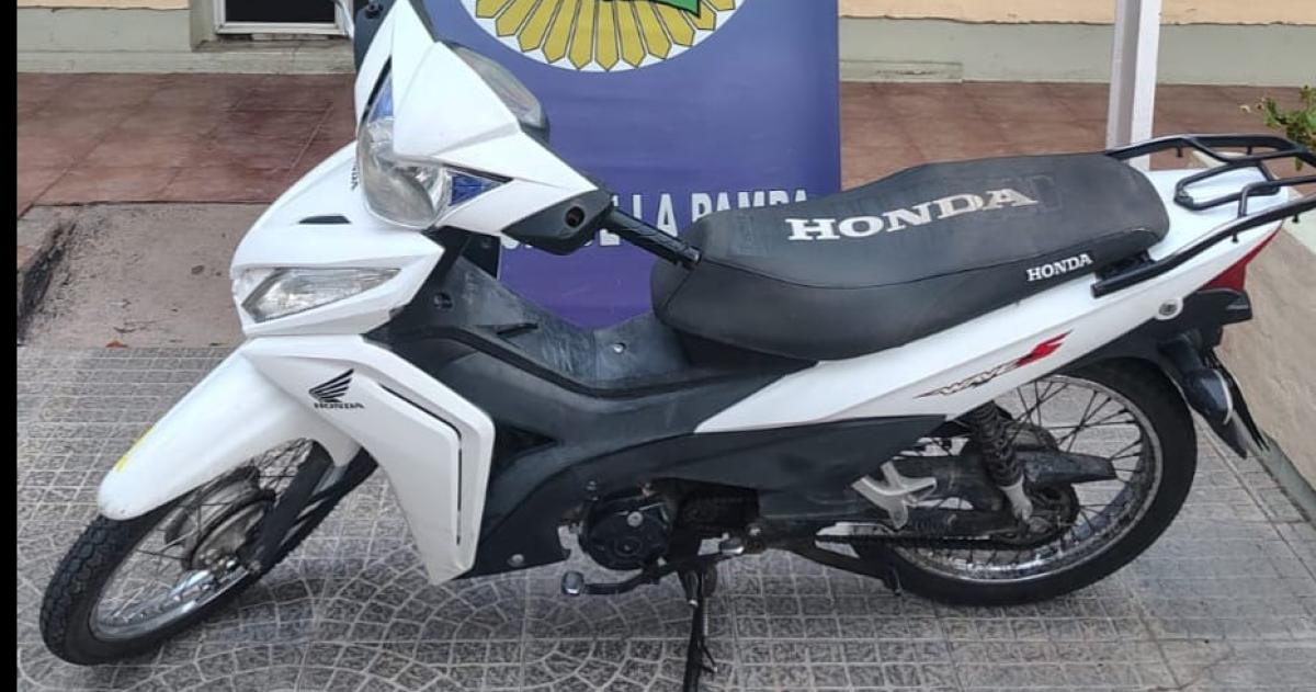 La moto recuperada por la policía