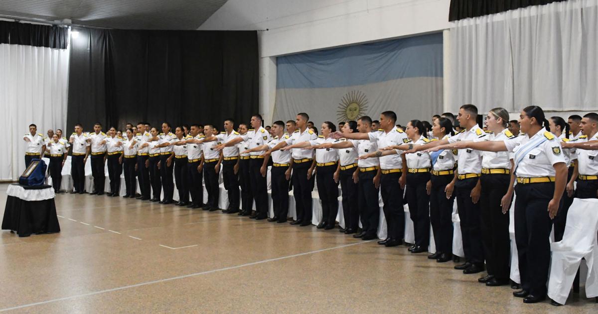 Egresaron 118 nuevos agentes policiales