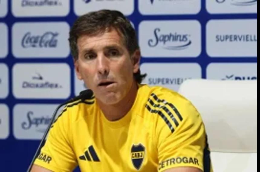 Claudio Úbeda en la cuerda floja en Boca