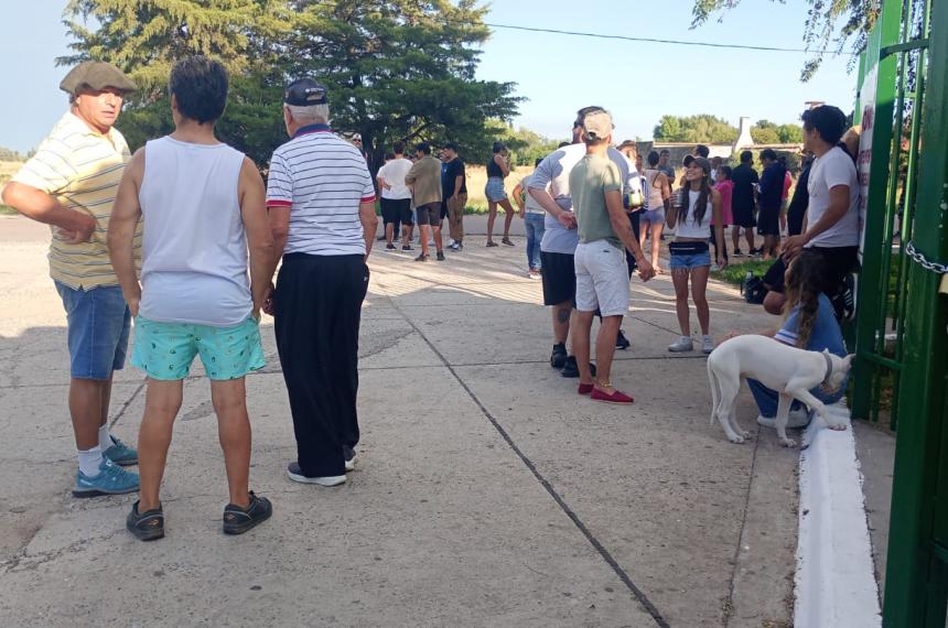 El reclamo comenzó a las 8 de la mañana