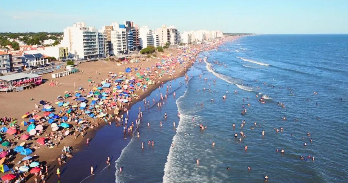 monte Hermoso fue el destino elegido por miles de pampeanos para el finde de Carnaval