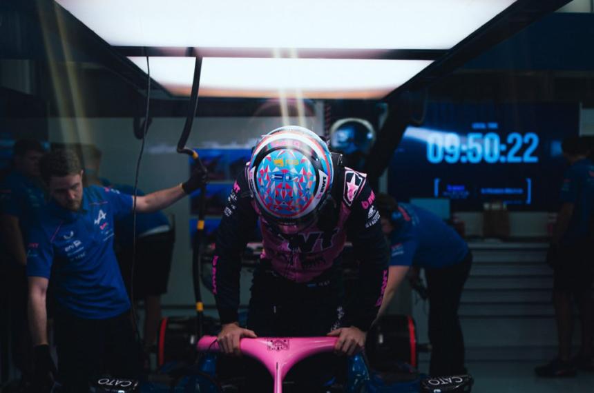 El piloto argentino de Alpine recibió los elogios de Flavio Briatore