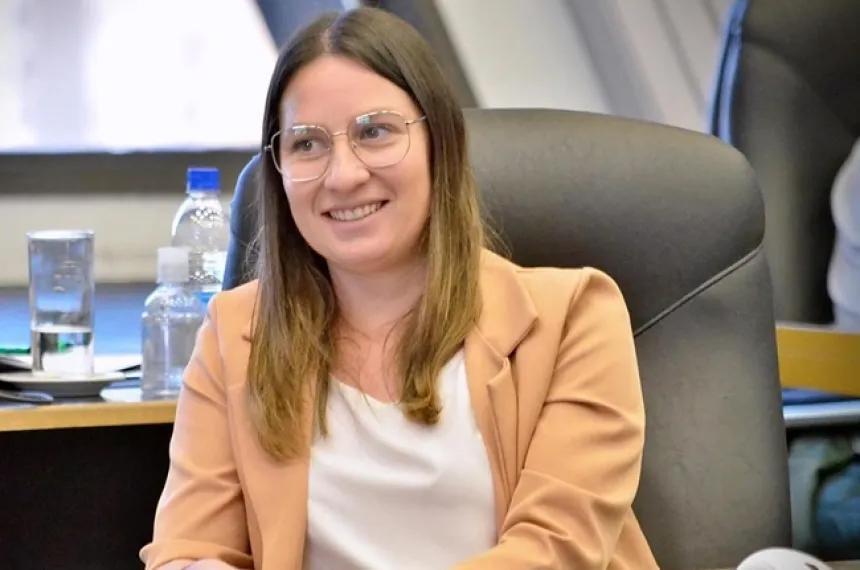 La intendenta de Intendente Alvear Agustina García