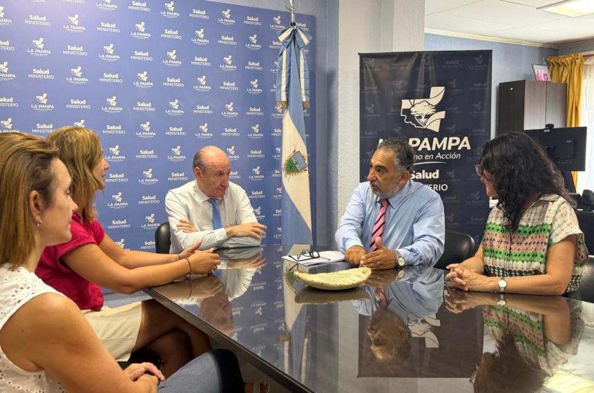La reunión se realizó en el Ministerio de Salud de la Provincia
