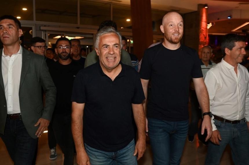 El gobernador Alberto Cornejo junto al intendente de Luj�n de Cuyo Esteban Allacino (PRO)