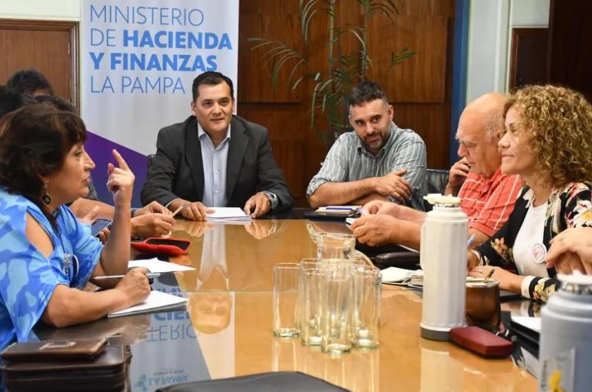 La reunión paritaria de este lunes realizada en Casa de Gobierno