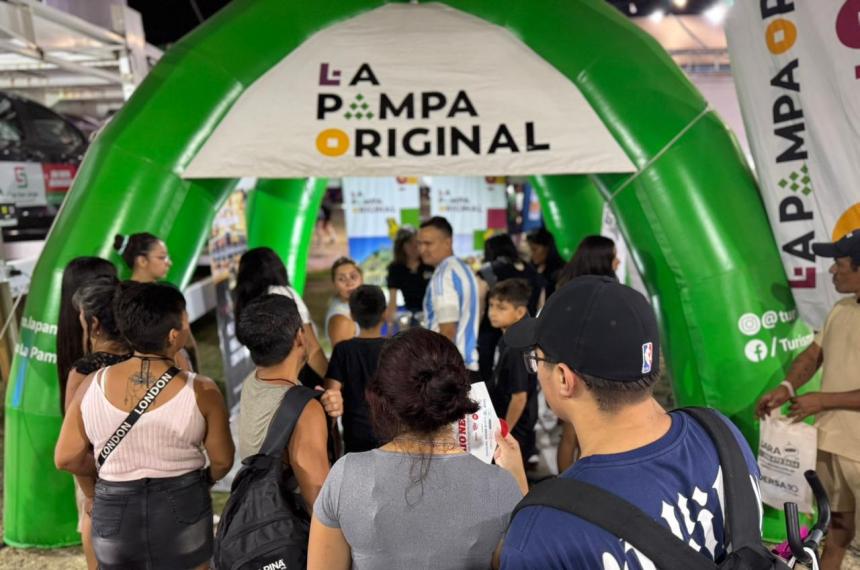 La Pampa presente en la Fiesta Nacional de la Manzana