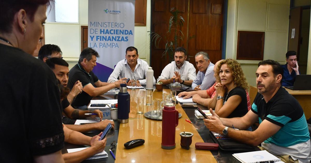 Paritaria estatal- la pulseada entre la urgencia salarial y el equilibrio fiscal 