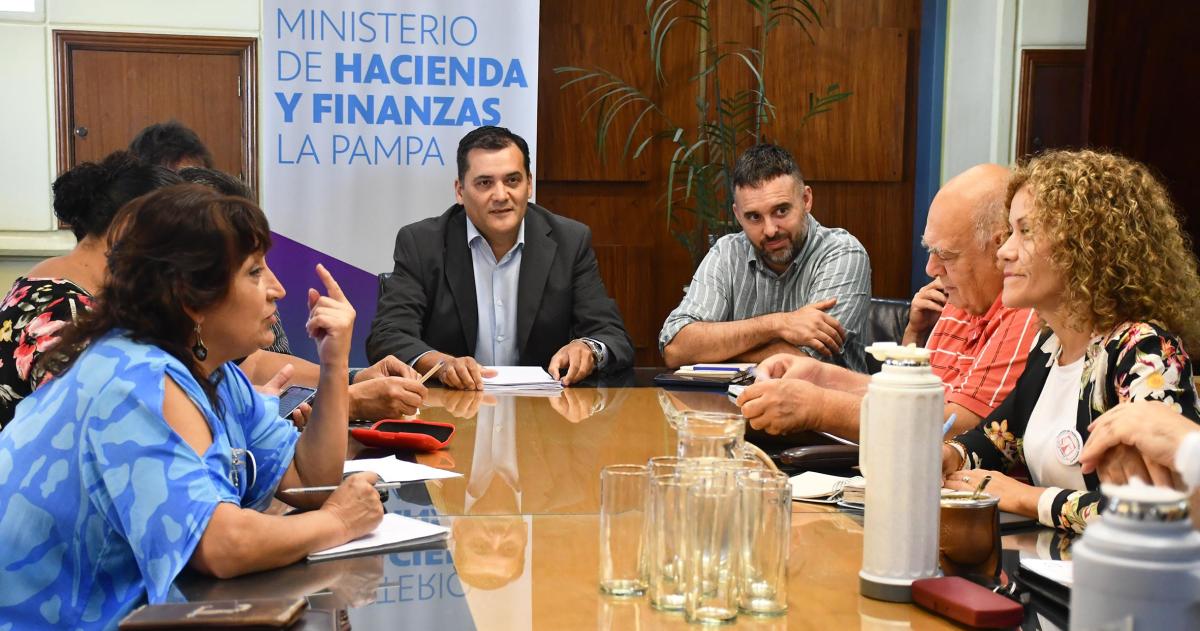 La reunión paritaria de este lunes realizada en Casa de Gobierno