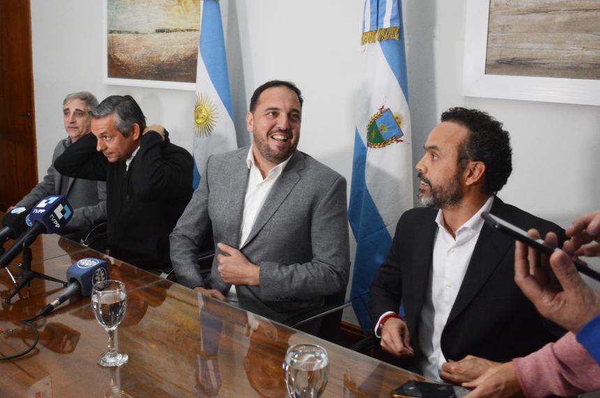 La conferencia del anuncio de la llegada de Maxi Carrefour