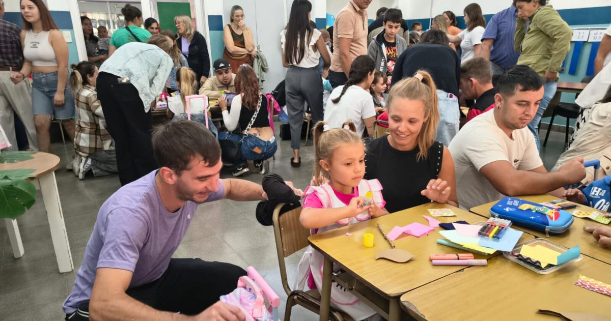 Jardines y primarias iniciaron el periacuteodo de ambientacioacuten