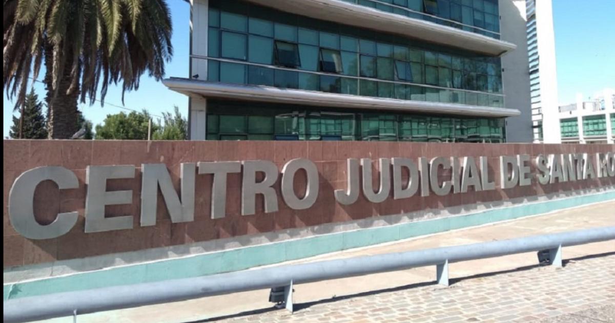 La resolución firmada por el juez Mauricio Piombi y la jueza sustituta María Paola Frigerio