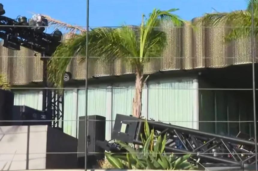 El esencario cayó sobre el p�blico