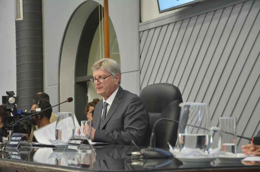 Ziliotto habla hoy en la Legislatura provincial