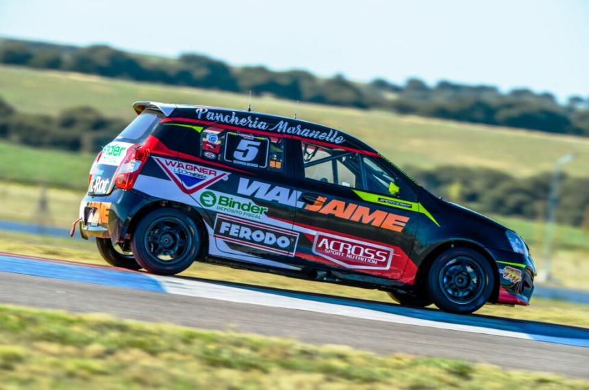 Federico Hermida en un carreroacuten